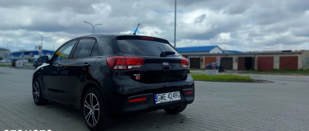 Kia Rio cena 37500 przebieg: 164000, rok produkcji 2017 z Reda małe 121